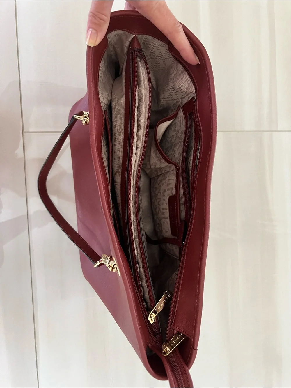 Michael Kors Jet Set Travel Chain Top Zip Multi Function Tote Bag Brick